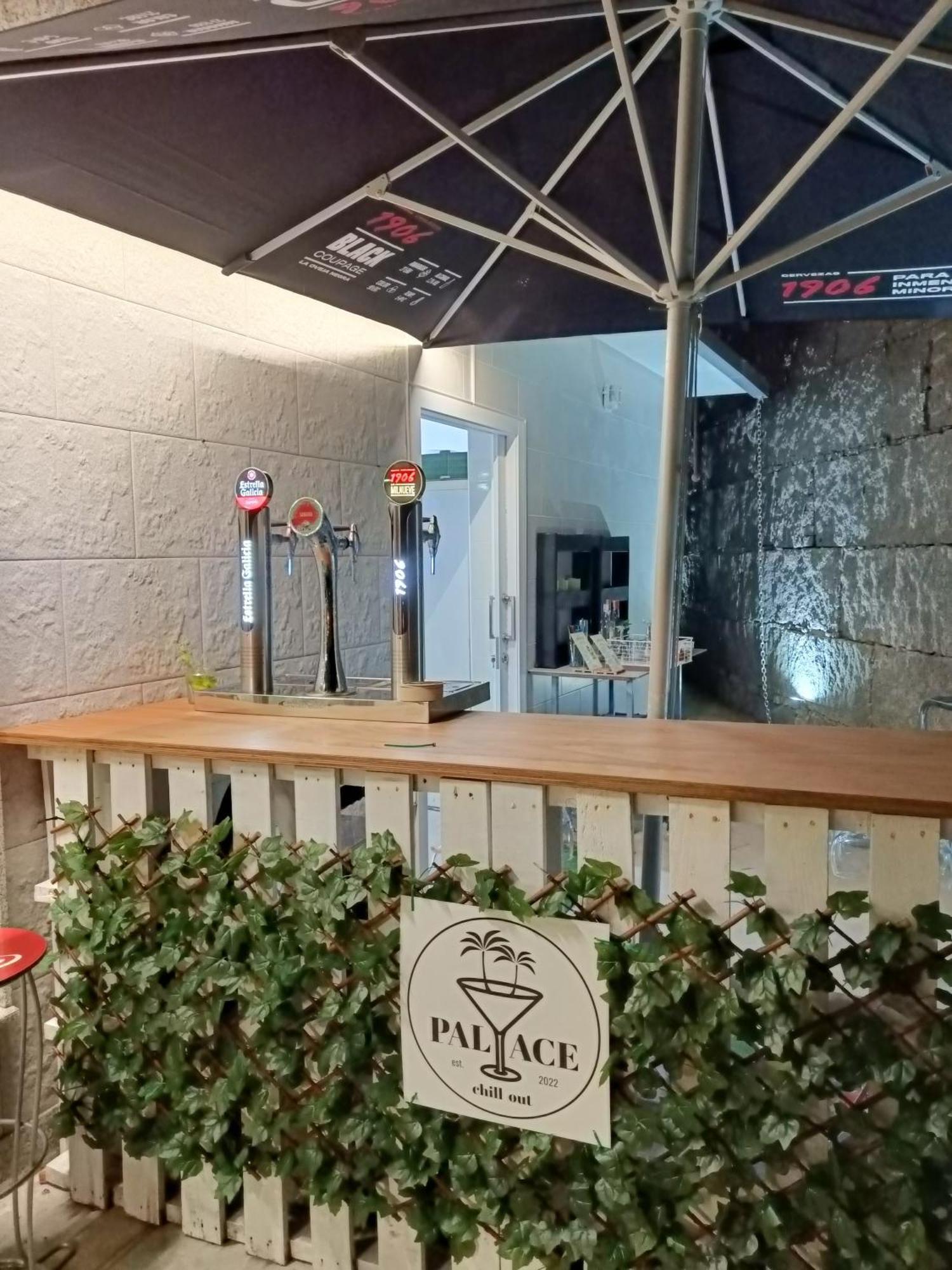 Hotel Palacios Sanxenxo Exteriör bild