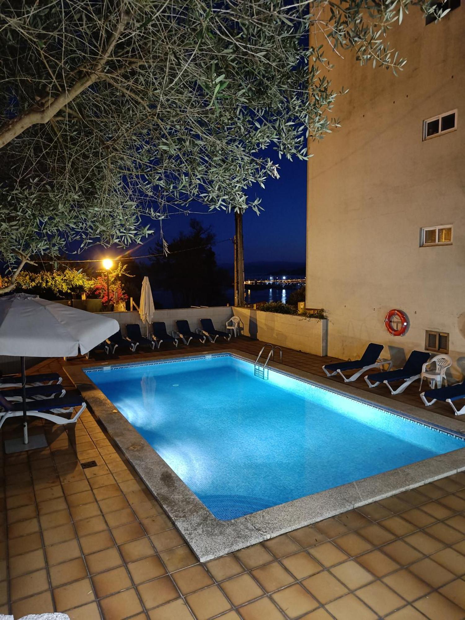 Hotel Palacios Sanxenxo Exteriör bild
